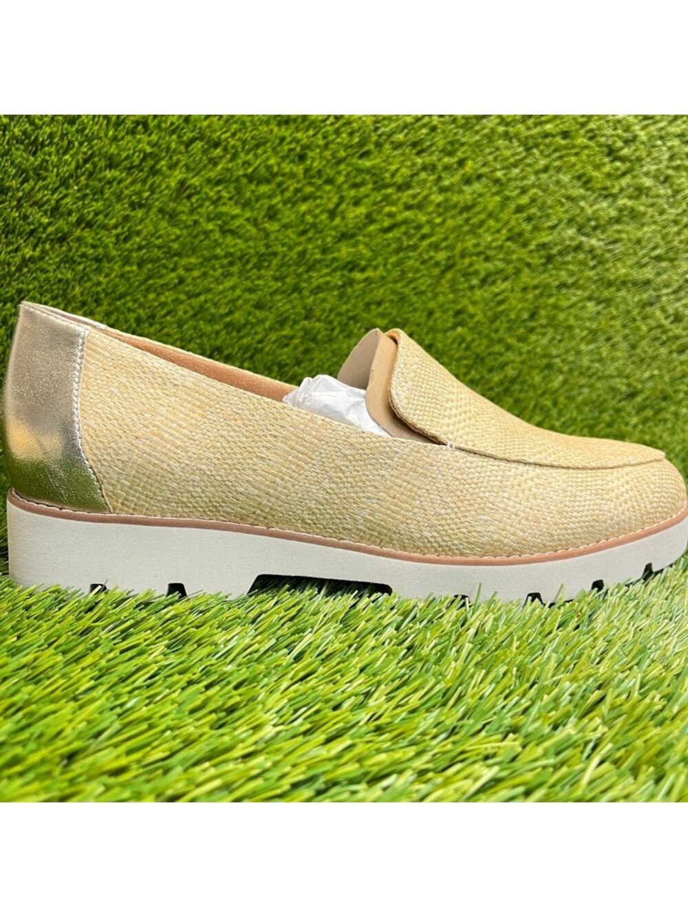 Vionic Kensley Womens Size 11D Beige Casual Slip On Woven Raffia Loafer Flats